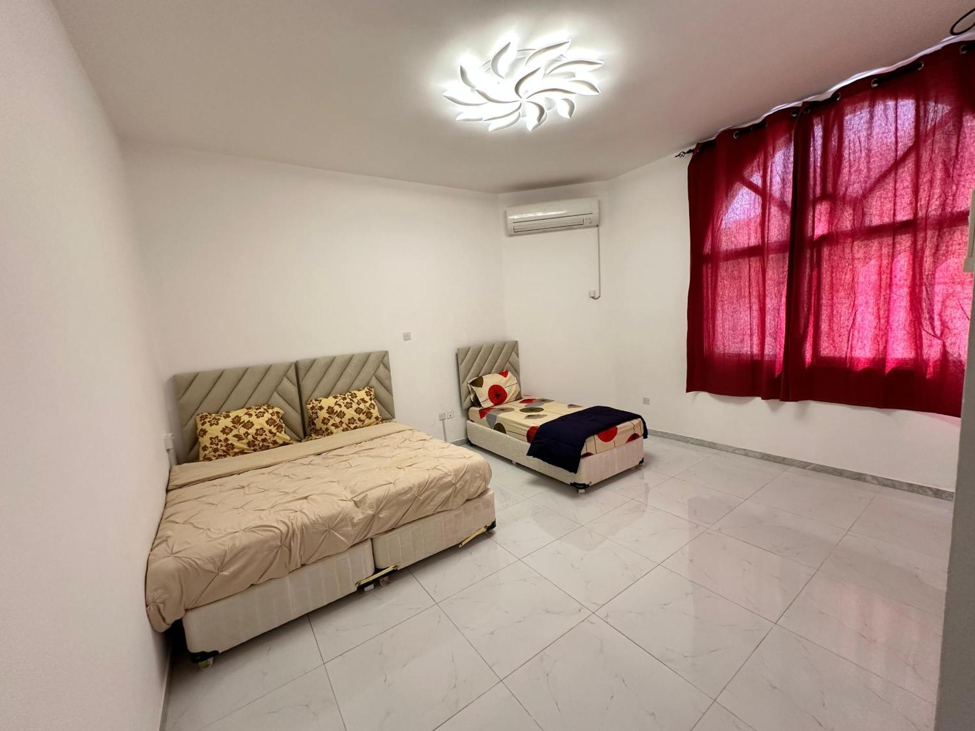 International Abu Dhabi Hostel Buitenkant foto