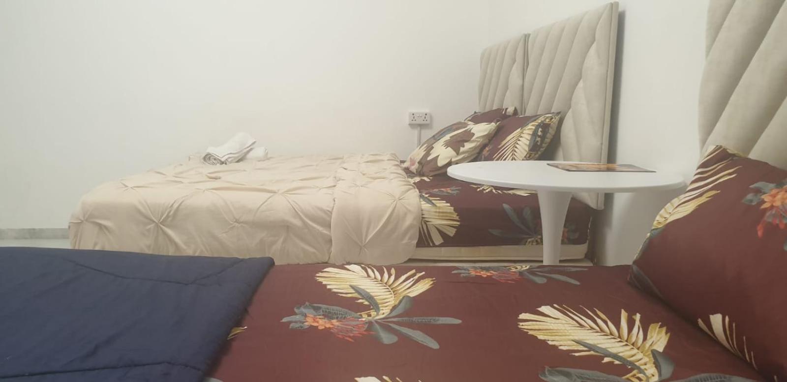 International Abu Dhabi Hostel Buitenkant foto