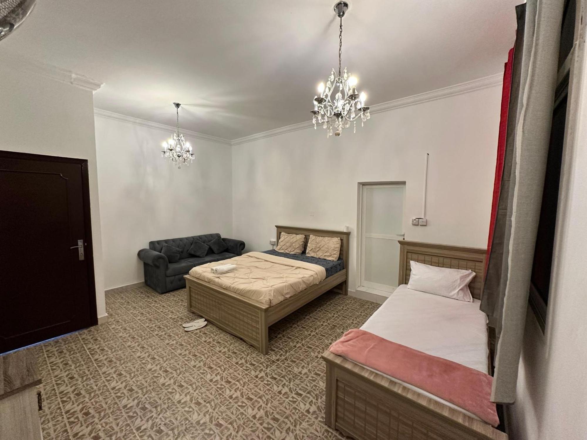 International Abu Dhabi Hostel Buitenkant foto