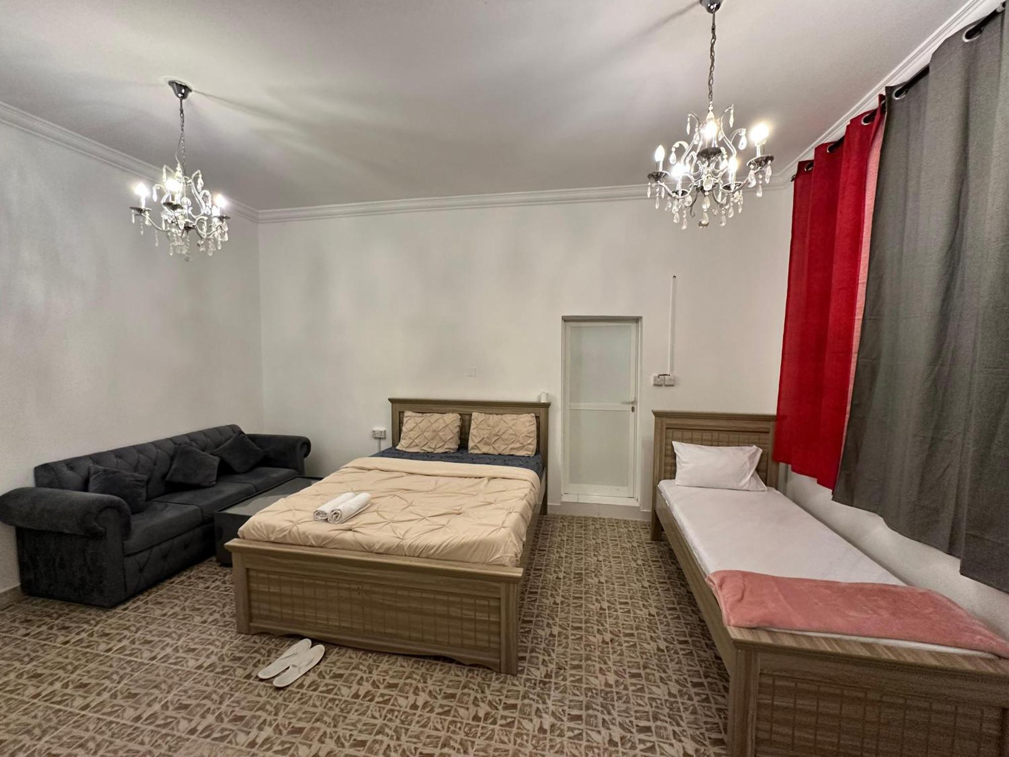 International Abu Dhabi Hostel Buitenkant foto